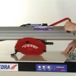 Řezačka dlaždic 800W,kotouč 230mm,řez max 930mm